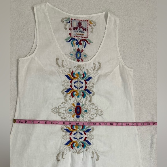 Johnny Was Asymmetrical Blue and White Embroidered Sleeveless Tunic Size M - Picture 10 of 15